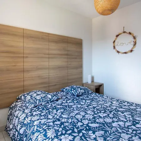 Daire Cap Camargue F By Interhome